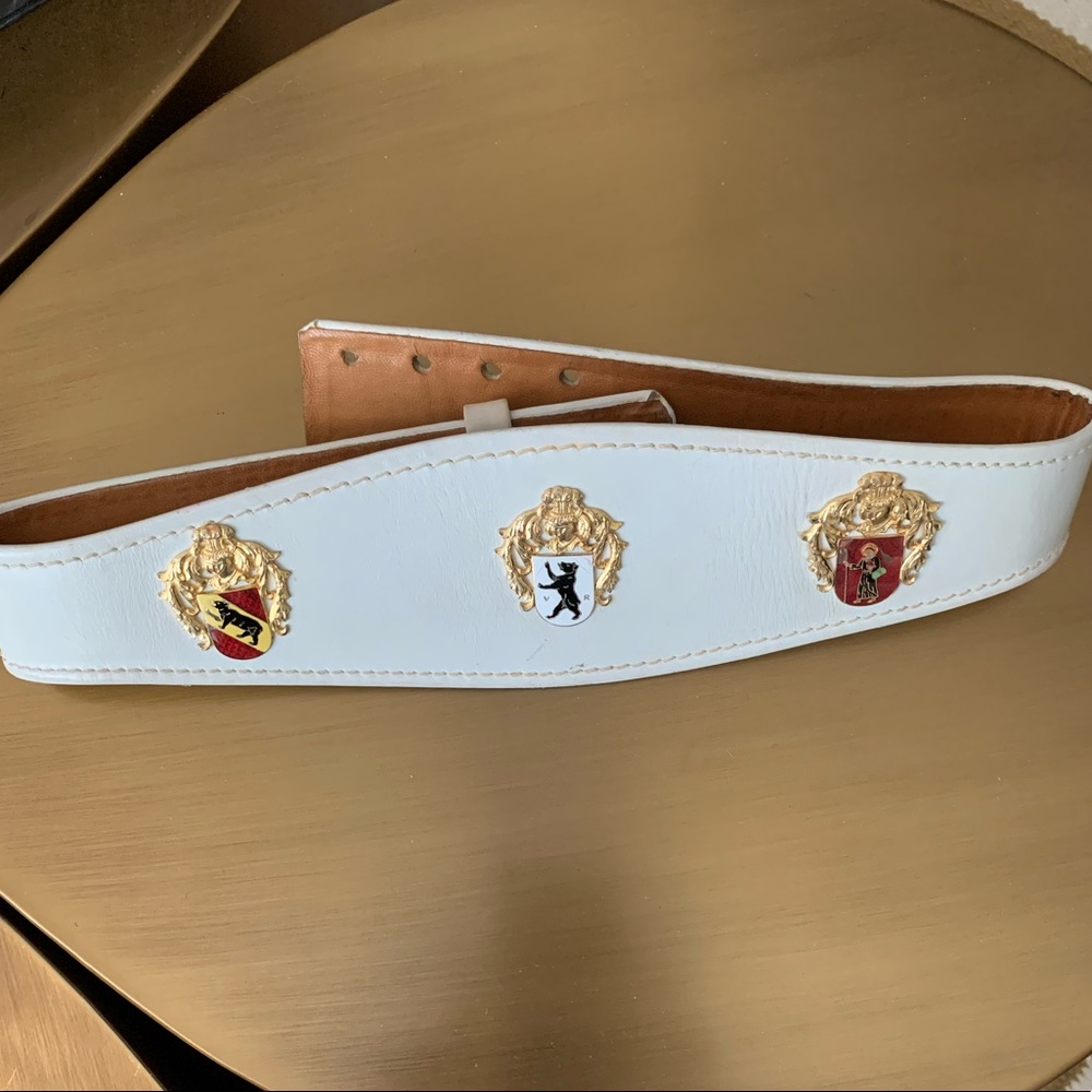 Vintage White Belt set with Heraldic Shields